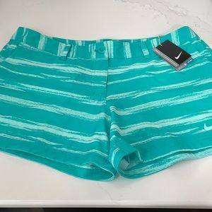 Nike‎ Golf Shorts size 16